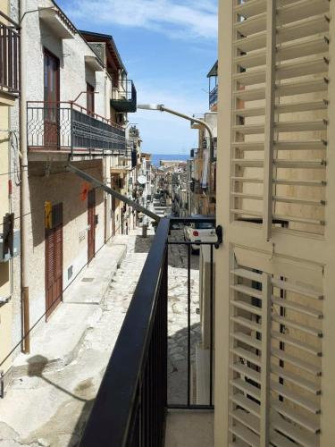 Don Vito's Apartments – Castellammare del Golfo, CA
