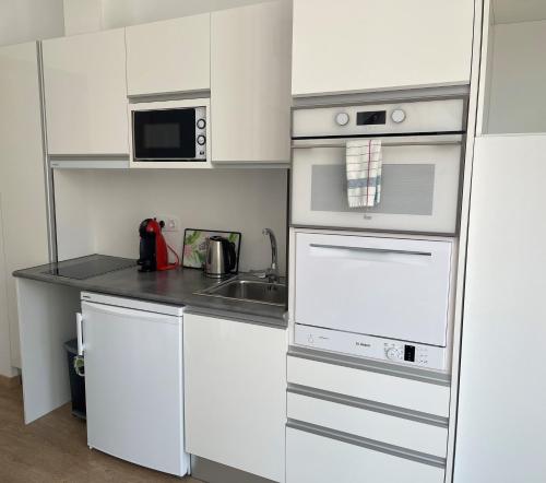 Apartment with Terrace image 6