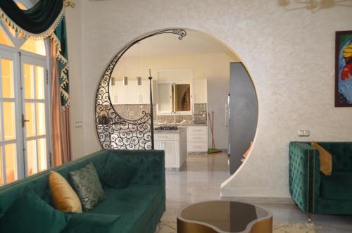 Urti Villa in Talamanzou