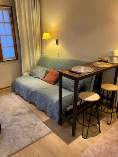 1 sofa bed