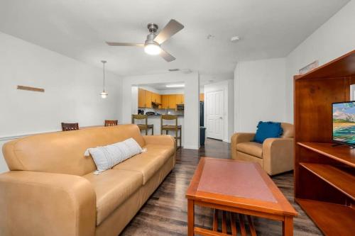 5 MI to Busch Gardens + 2 MI to USF + Pool + Gym in Tampa, USA