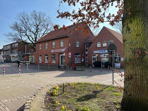 Shops, Top Lage - Bali-Appartment Hamburg in Rissen