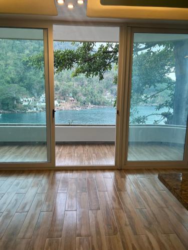 Villa - Beach Front image 2