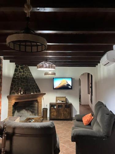 Sierra de Huelva-Chalet completo in El Cerro de Andevalo