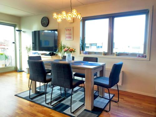 Top floor city center flat with free parking, Oslo (Foto 3)