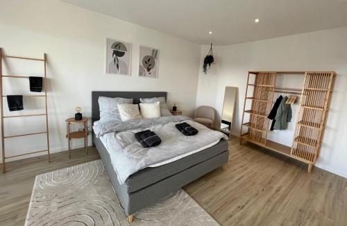 PISO SUPERIOR - Exklusives Apartment an der Promenade mit Rheinsicht & Loggia in Emmerich am Rhein