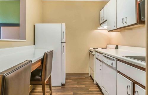 Extended Stay America Select Suites - Detroit - Ann Arbor - University South