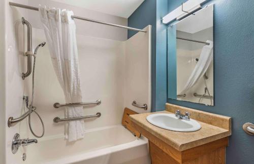 Extended Stay America Select Suites - Little Rock - Southwest - 화장실