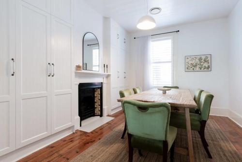 Central Elegance: Cottage Gem with Parking