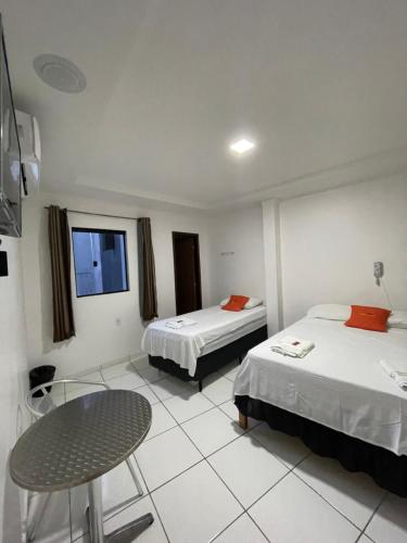 Standard Triple Room image 4