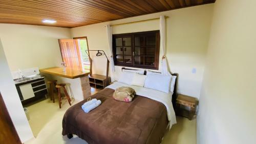 Luxury Triple Room image 9