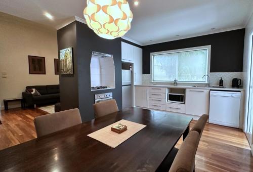 Townhouse 3, Broken Hill (fotografie 9)