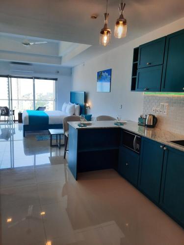Ocean Breeze Aparthotel Negombo R11 B01