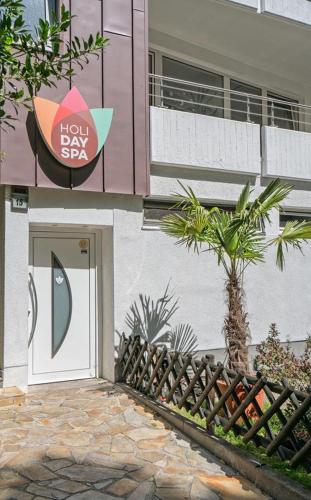 HOLI DAY SPA 2-Bett Zimmer App 3 in Reinickendorf