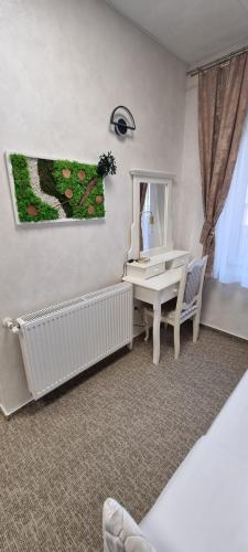 Deluxe Family Suite image 1