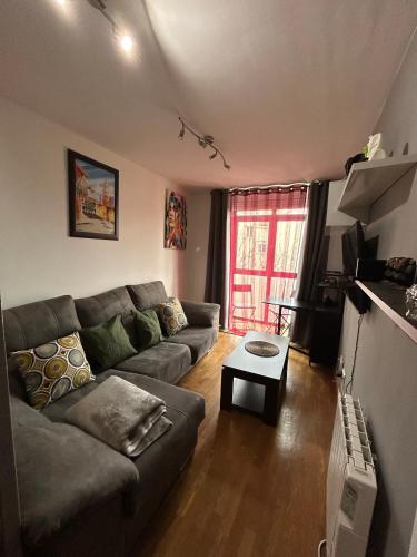 Apartamento en casco Histórico. - Apartment - San Lorenzo de El Escorial