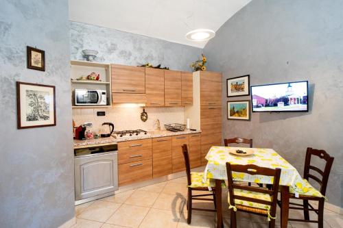 Accogliente bilocale posizione strategica - Apartment - Moncalieri