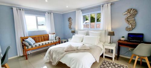 Cozy Island Living at The Grove cottage in ليجر آيل