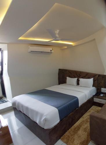 B&B Ahmedabad - signature hotel - Bed and Breakfast Ahmedabad