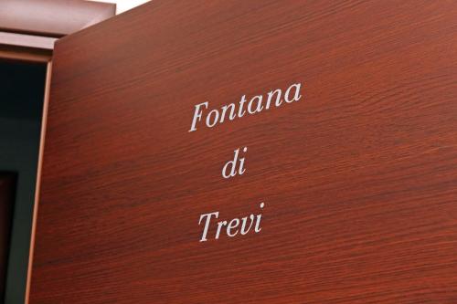 Roma Suite Centro - image 7