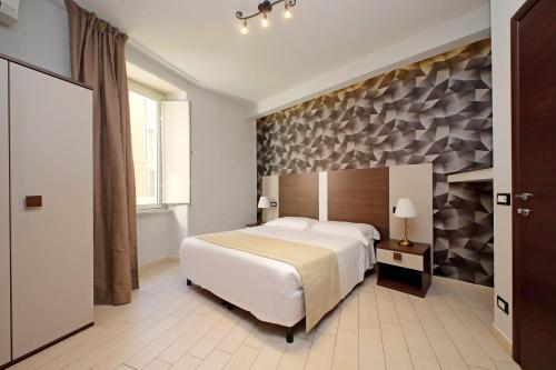 Roma Suite Centro - image 13