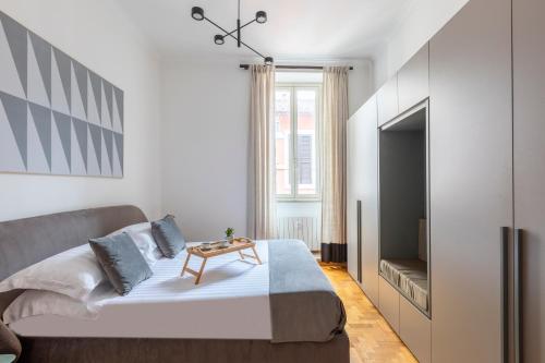 ROMAC - Condotti Suite by Spanish Steps - image 2