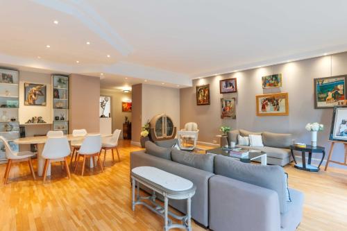 Air-conditioned apartment with terrace Hauts de Seine - Location saisonnière - Neuilly-sur-Seine