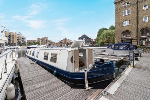 Serenity in the Heart of London, Londyn