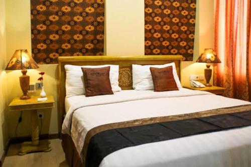 Amos Cozy Hotel Melawai