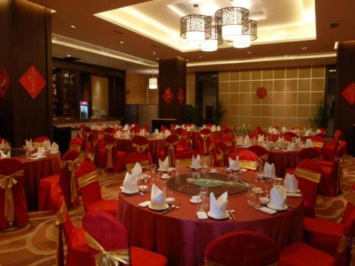 Sichuan Tennis International Hotel Main Building – Chengdu, IL