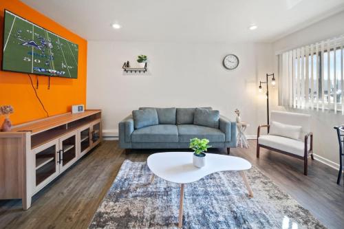 Cozy 1 Bd Apt minutes walking downtown Ferndale in Ferndale, USA
