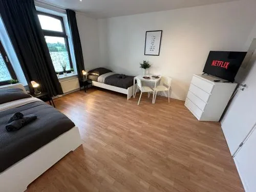Premium Unterkunft für Monteure und Geschäftsreisende : Vollausgestattet, WIFI & Washing in Lembruch, Deutschland