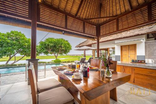 DeLuxe 2BR Villa + Private pool + Sawa view!