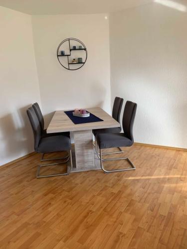 Ferienwohnung Pusteblume - Apartment - Affoldern