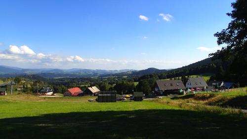 Apkārtne, Hospudka u vleku in Stare Mesto Pod Sneznikem