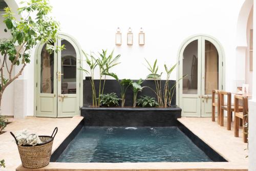 Riad Al Uzza 4
