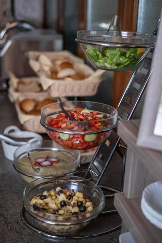 Hotel Marea Neagra - image 7