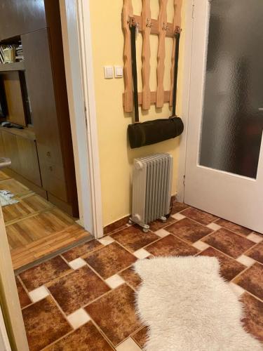 Private Apartment & Parking in Kamenjar