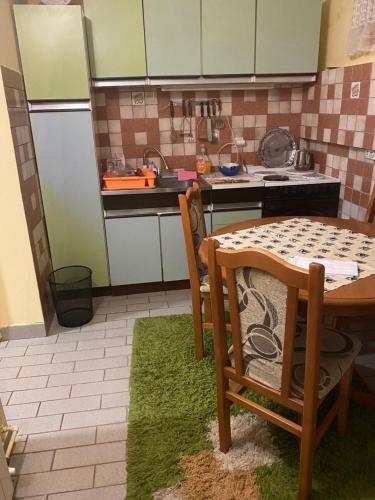 Private Apartment & Parking in Kamenjar