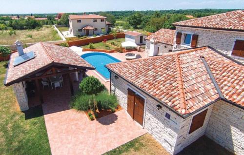 Villa White Pearl in Central Istria for 8 people with heated pool