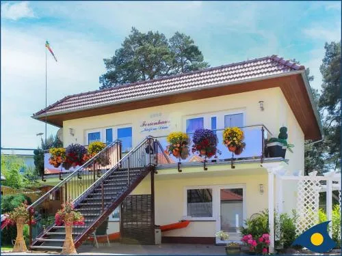 Haus Kieferndüne Balkonstudio rechts in Ahlbeck, Deutschland