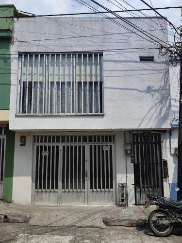 GURUS FR | Cerca al CC Arboleda, Circunvalar y Centro in Villavicencio