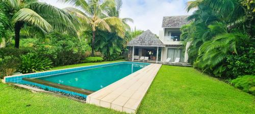 Modern Villa with Private Pool at Anahita Golf Resort