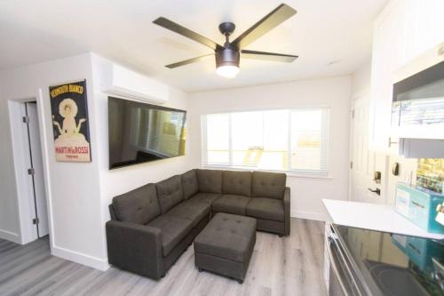 Urban Classic! 2BR with rooftop in heart of SD in San Diego, USA