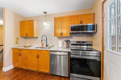 Come indulge and escape away! in Salem (OH)
