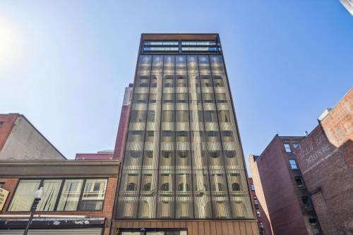 Meco Hotel near USS Constitution Múzeum