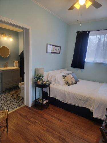 Josephines Bed & Breakfast in Titusville, USA