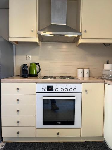Bright 2 bdr Pagrati apartment, Athen (Foto 9)