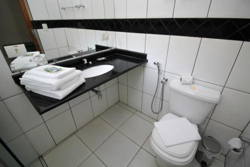 Standard Quadruple Room image 1