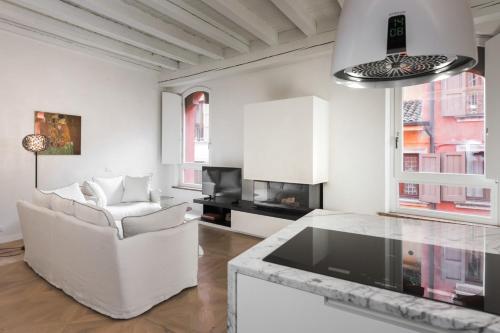 Three-Bedroom Apartment image 7